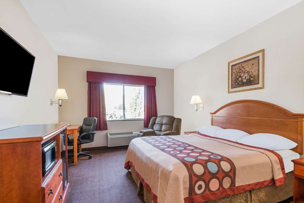 מלון Super 8 By Wyndham סאלינה חדר תמונה